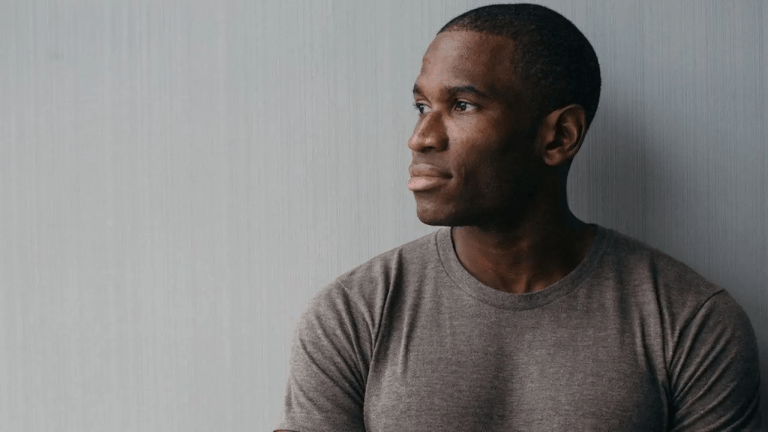 Arthur Hayes dénonce le boom de l'IA et voit Bitcoin en bénéficiaire