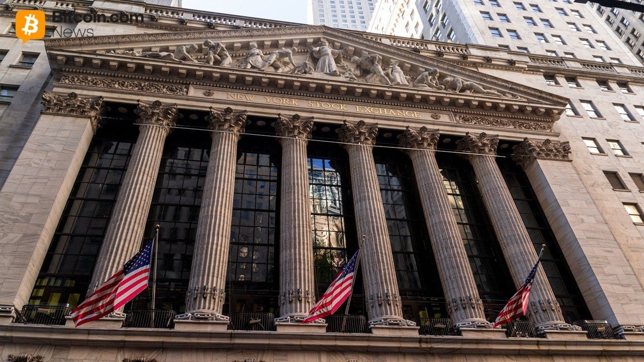 Le S&P 500 atteint un nouveau sommet historique à 7 599, tandis que le Bitcoin reste en retrait